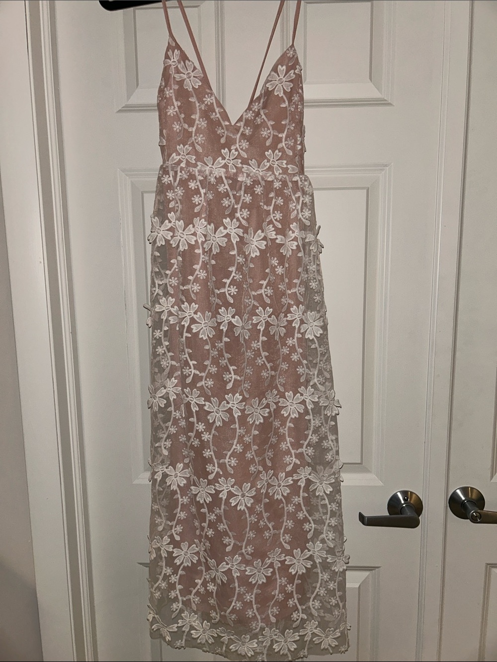 NWT Lulu's Blush Pink Strapless Lace Overlay Midi Dress